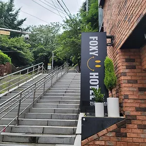 https://foxy.busan-hotelsweb.com